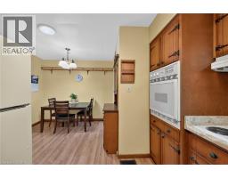 390 East 37th Street, Hamilton, ON L8V4B8 Photo 17