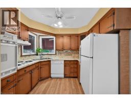 390 East 37th Street, Hamilton, ON L8V4B8 Photo 14