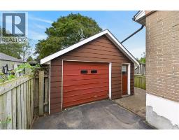 390 East 37th Street, Hamilton, ON L8V4B8 Photo 46