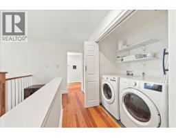 4151 Fircrest Place, North Vancouver, BC V7K3A2 Photo 23