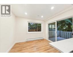 4151 Fircrest Place, North Vancouver, BC V7K3A2 Photo 10