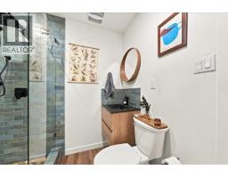 4151 Fircrest Place, North Vancouver, BC V7K3A2 Photo 32