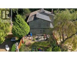 4151 Fircrest Place, North Vancouver, BC V7K3A2 Photo 38