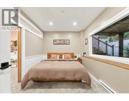 4151 Fircrest Place, North Vancouver, BC V7K3A2 Photo 31
