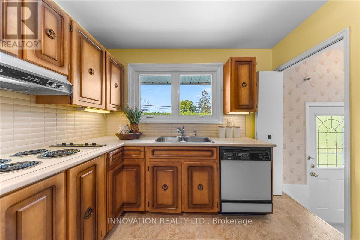 25 BRENT AVENUE - 6
