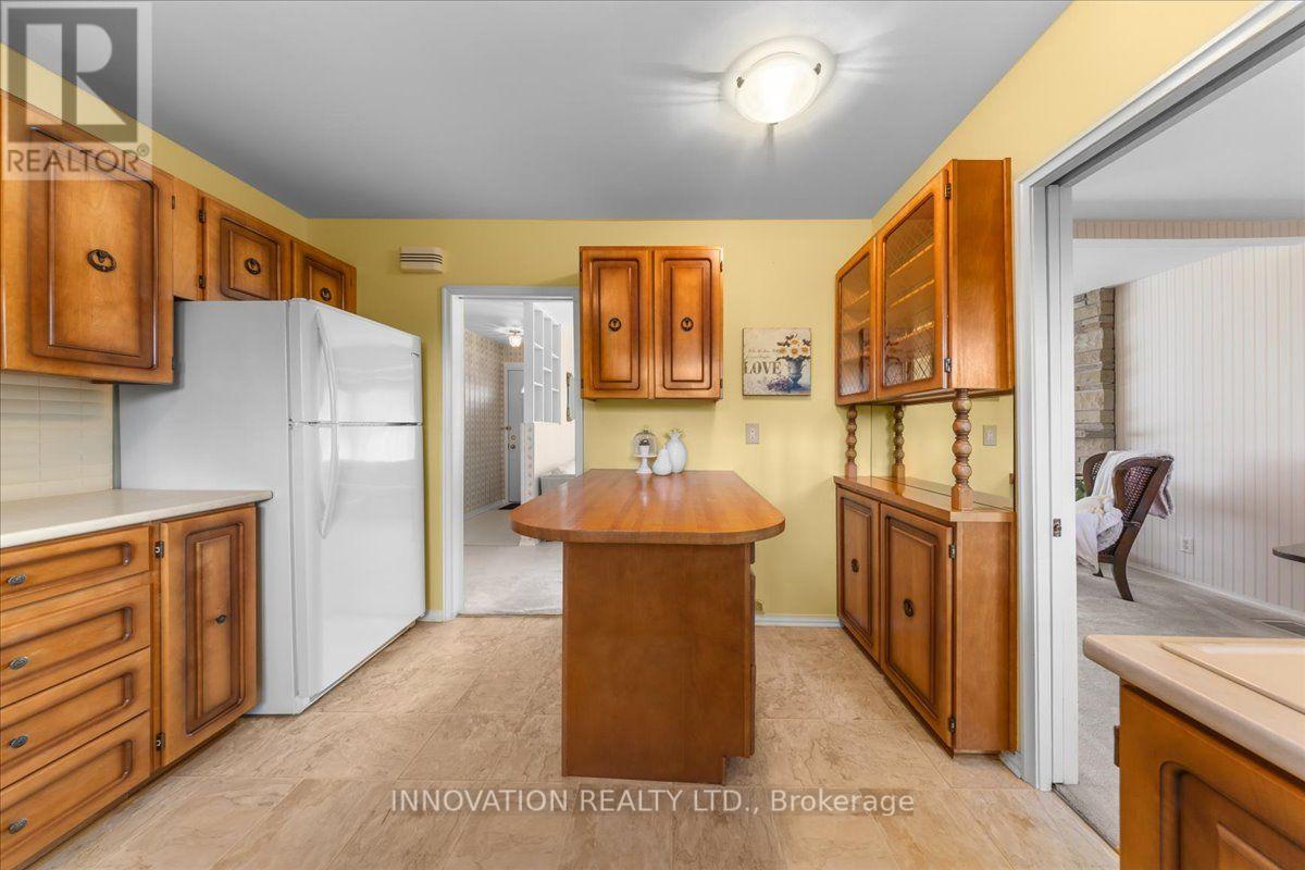 25 BRENT AVENUE - 8