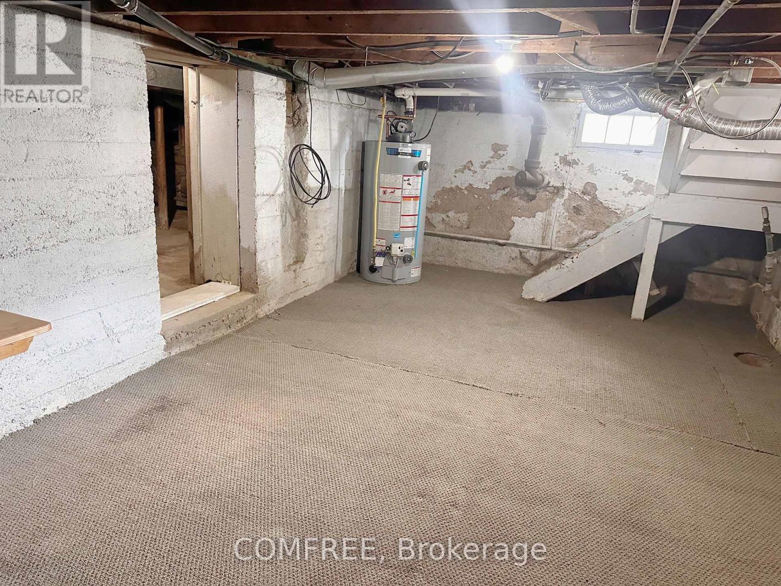1657 ELGIN STREET - 24