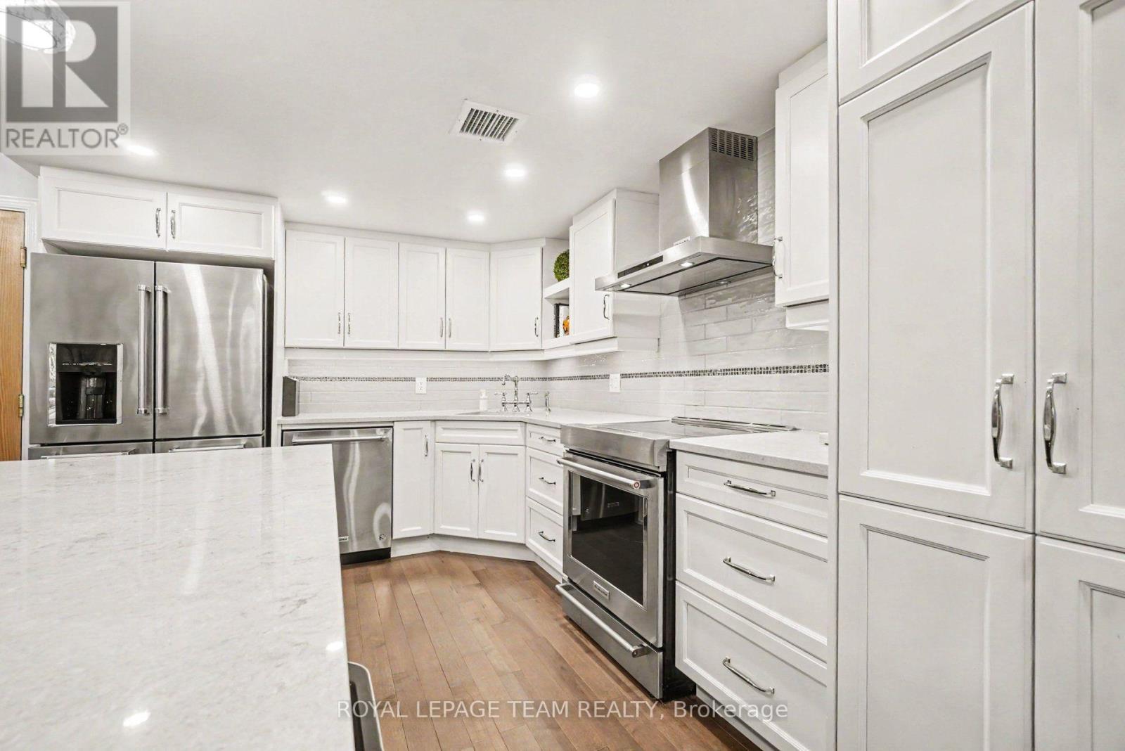 3 Bed, 2 Bath House for Sale in Ottawa – A4 – 3099 CARLING AVENUE N, Ottawa – MLS# X13815406 - Image 17