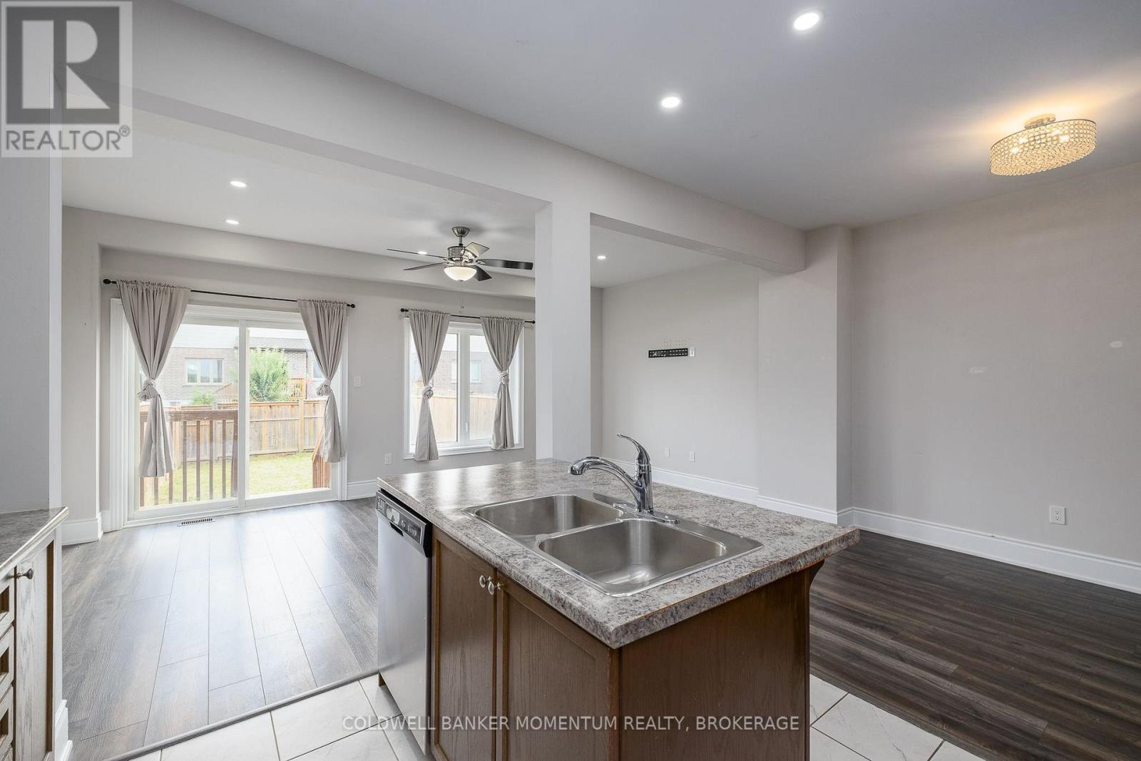 51 SUNSET WAY - 11