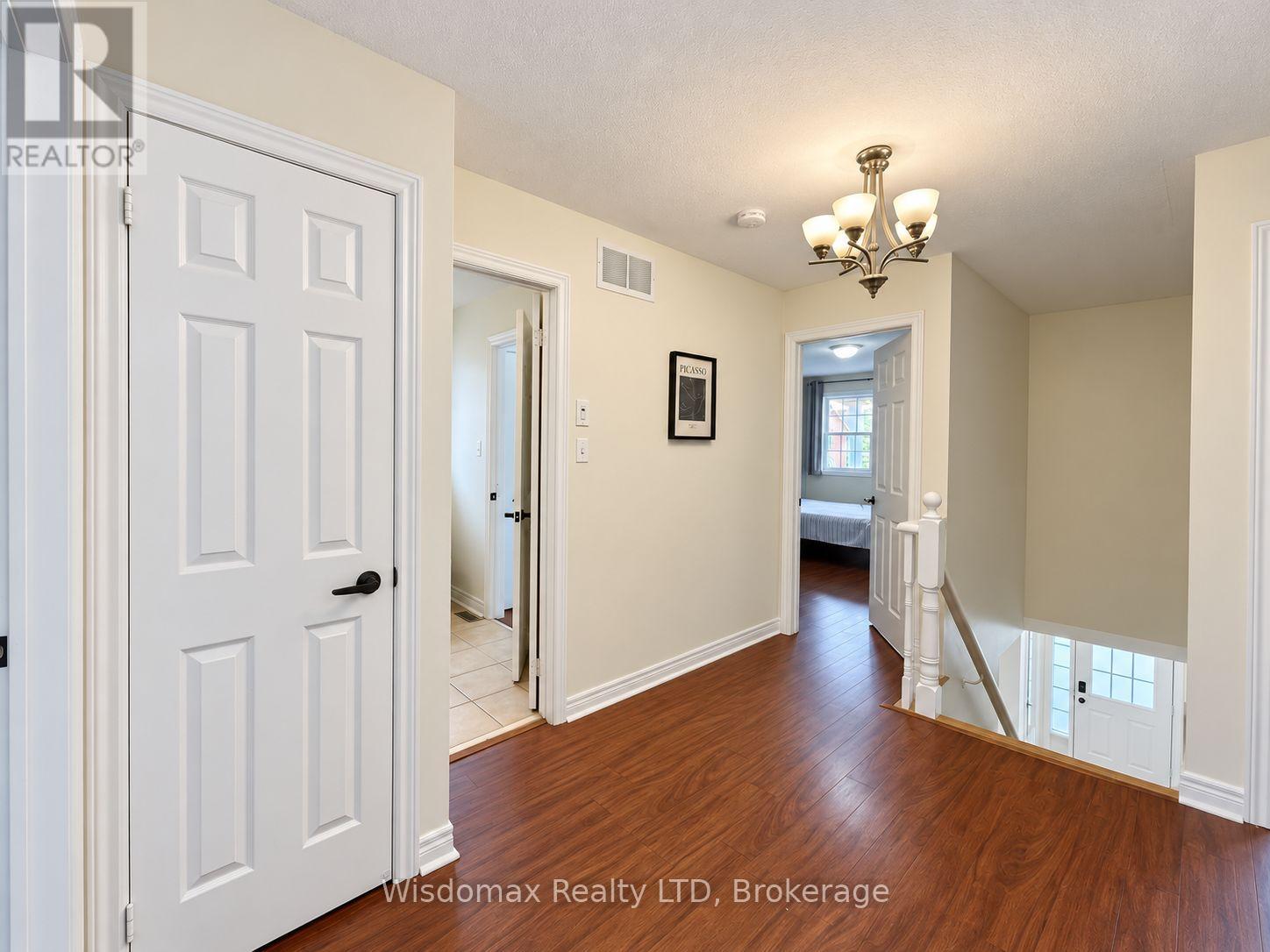 46 YOUNG CRESCENT - Image 16