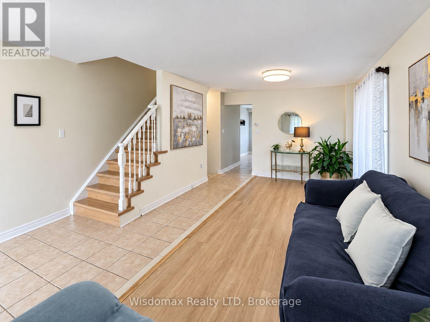 46 YOUNG CRESCENT - 5