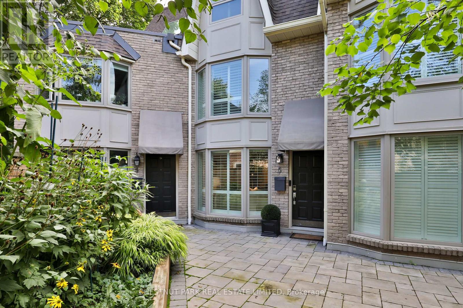 #TH 5 95 SUMMERHILL AVENUE - 1