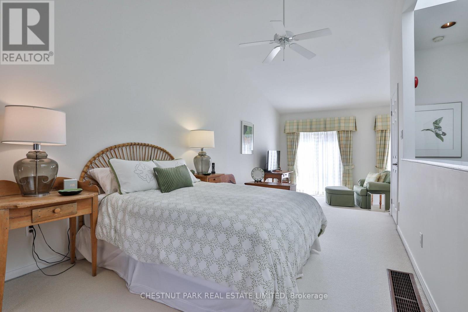 #TH 5 95 SUMMERHILL AVENUE - 16