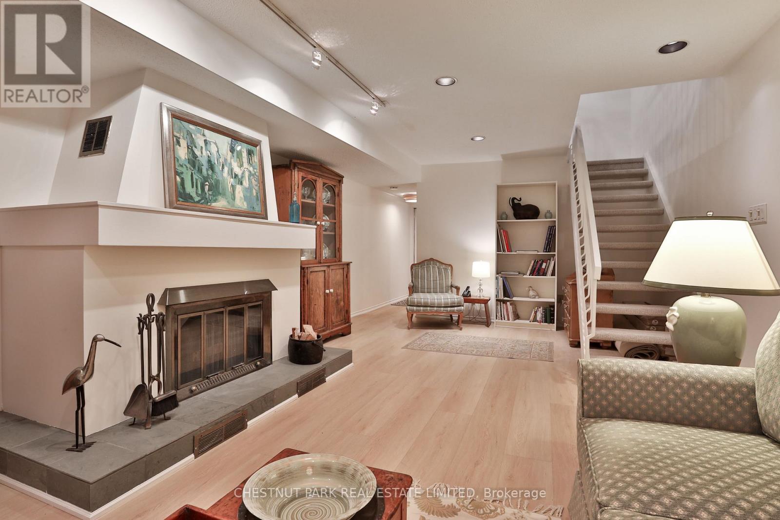 #TH 5 95 SUMMERHILL AVENUE - Image 29