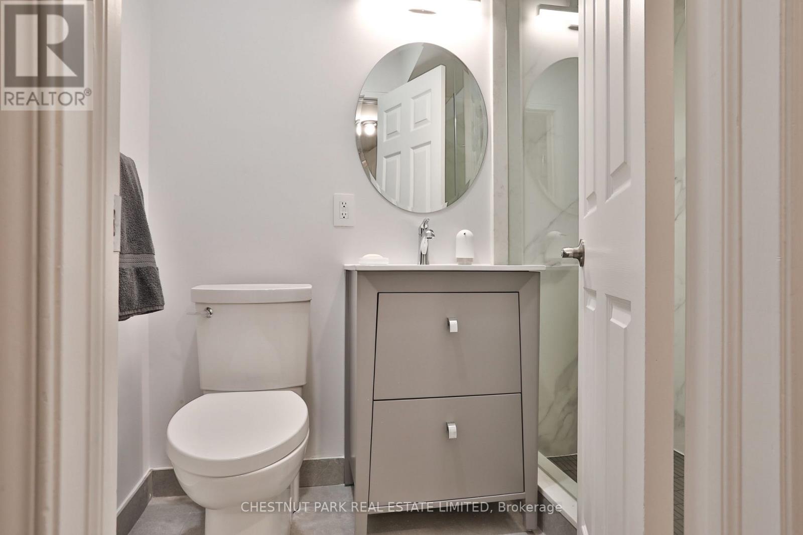 #TH 5 95 SUMMERHILL AVENUE - Image 30