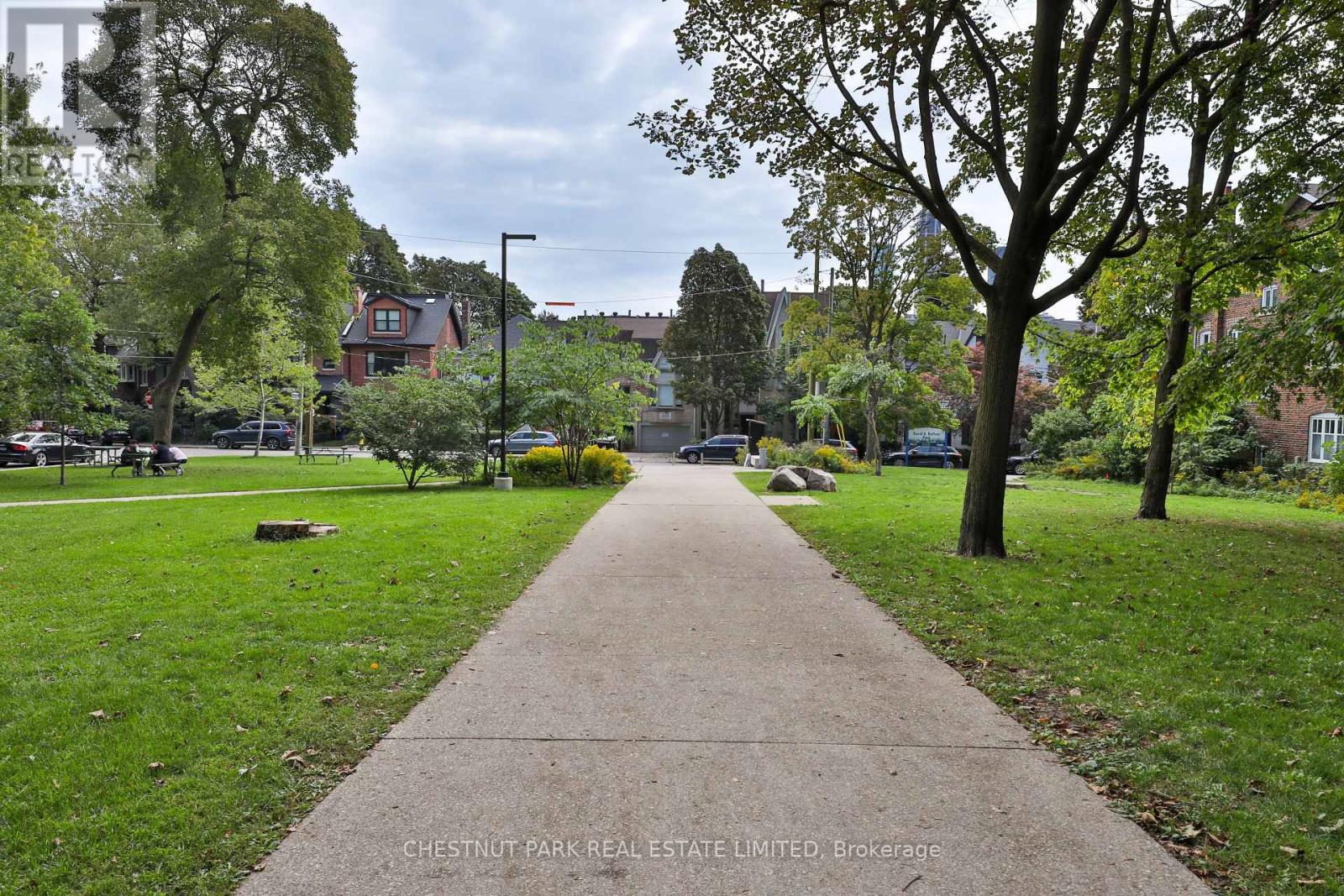 #TH 5 95 SUMMERHILL AVENUE - 34