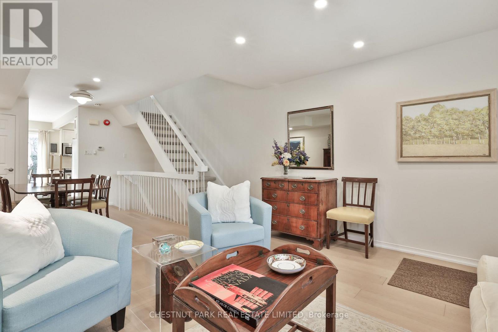 #TH 5 95 SUMMERHILL AVENUE - 8
