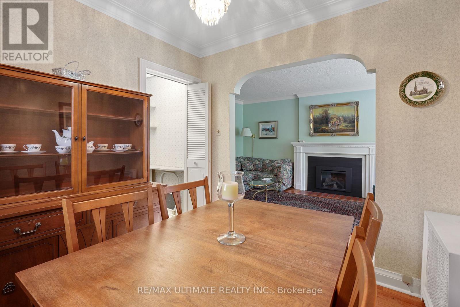 191 GLENVALE BOULEVARD - 7