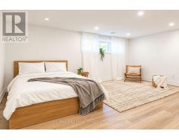 38 Cavotti Crescent, Toronto, ON M3H4V1 Photo 10