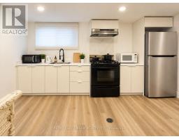 38 Cavotti Crescent, Toronto, ON M3H4V1 Photo 14
