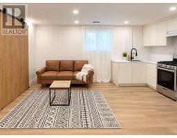 38 Cavotti Crescent, Toronto, ON M3H4V1 Photo 16