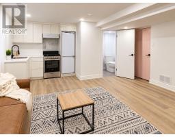 38 Cavotti Crescent, Toronto, ON M3H4V1 Photo 17