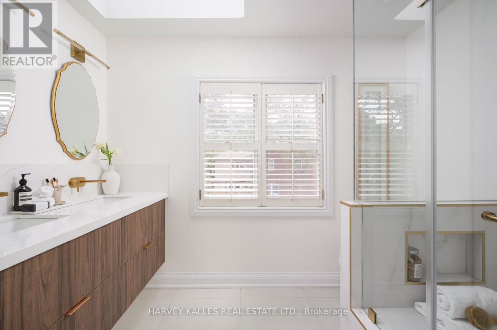 131 ROSEWELL AVENUE - 11