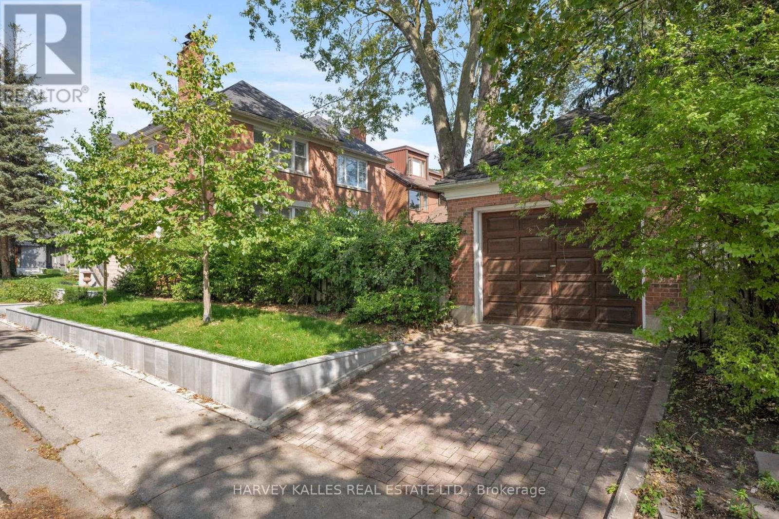 131 ROSEWELL AVENUE - 17