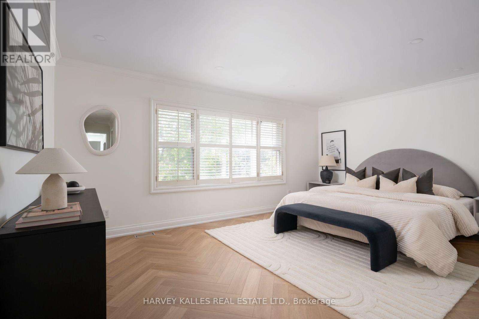 131 ROSEWELL AVENUE - 9