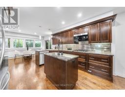 16 Elderwood Drive, Toronto, ON M5P1W5 Photo 14