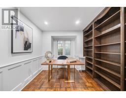 16 Elderwood Drive, Toronto, ON M5P1W5 Photo 17