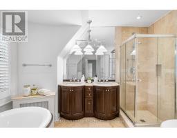 16 Elderwood Drive, Toronto, ON M5P1W5 Photo 21