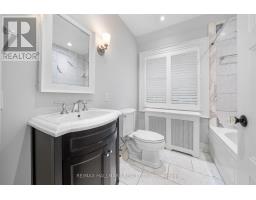 16 Elderwood Drive, Toronto, ON M5P1W5 Photo 26