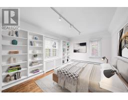 16 Elderwood Drive, Toronto, ON M5P1W5 Photo 32