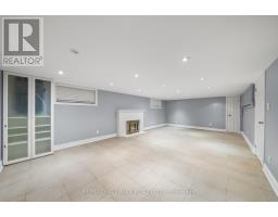 16 Elderwood Drive, Toronto, ON M5P1W5 Photo 37