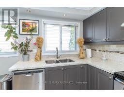 28 Rumi Crescent, Toronto, ON M4A2X6 Photo 17