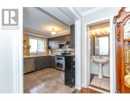 28 Rumi Crescent, Toronto, ON M4A2X6 Photo 19