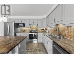 762 Frontenac Crescent, Woodstock, ON N4V0B1 Photo 11