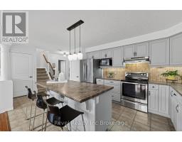 762 Frontenac Crescent, Woodstock, ON N4V0B1 Photo 12