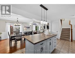 762 Frontenac Crescent, Woodstock, ON N4V0B1 Photo 13