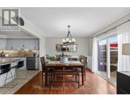 762 Frontenac Crescent, Woodstock, ON N4V0B1 Photo 15