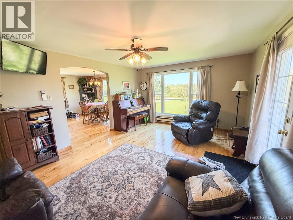 99 Lounsbury Road - Image 12