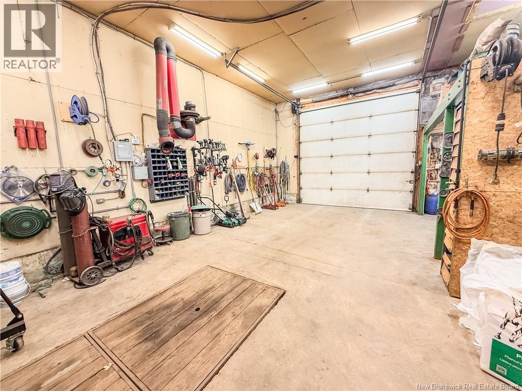 99 Lounsbury Road - Image 33