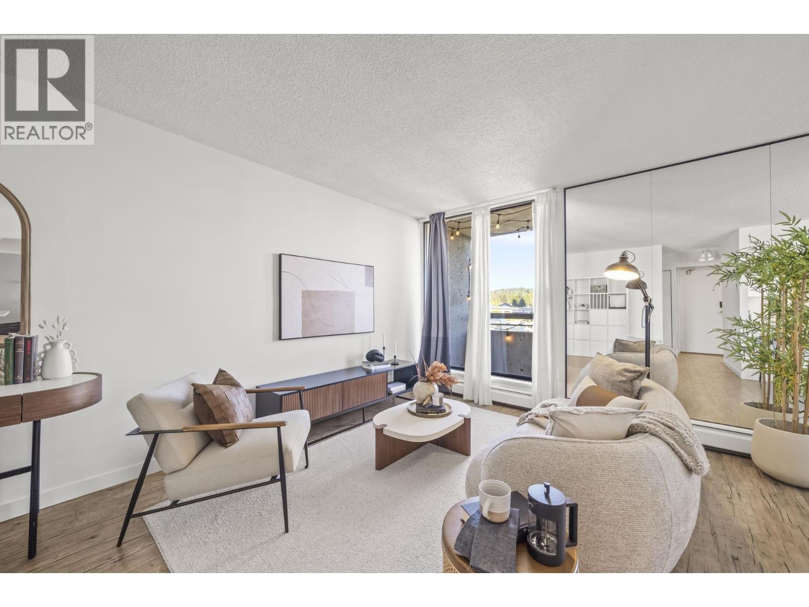 1504 3771 BARTLETT COURT