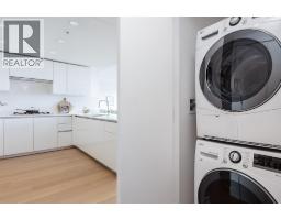 605 5788 Gilbert Road, Richmond, BC V6X1B7 Photo 12