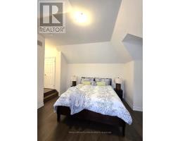 25 Munsie Drive, King, ON L7B0N8 Photo 12