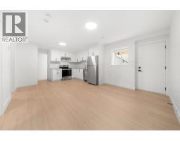 1350 Ross Road, North Vancouver, BC V7J1V2 Photo 32