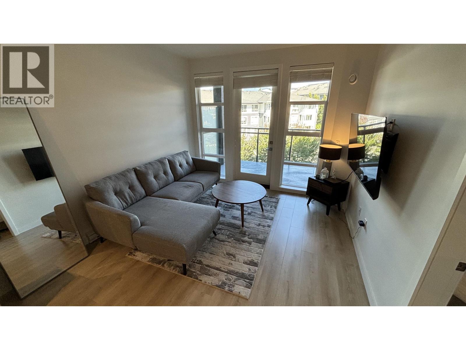 #401 603 REGAN Avenue, Coquitlam, British Columbia, V3J0K2, Coquitlam, British Columbia — photo 3 of 5