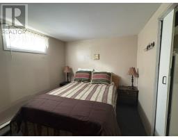 5 White's Avenue thumbnail 38