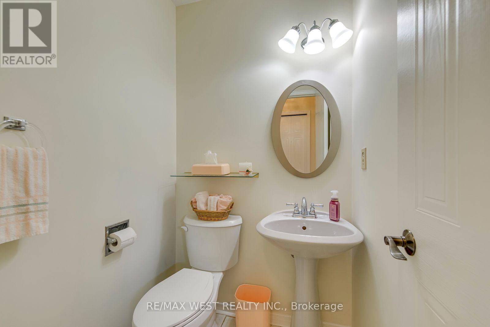 413 CAMDEN CIRCLE - 22